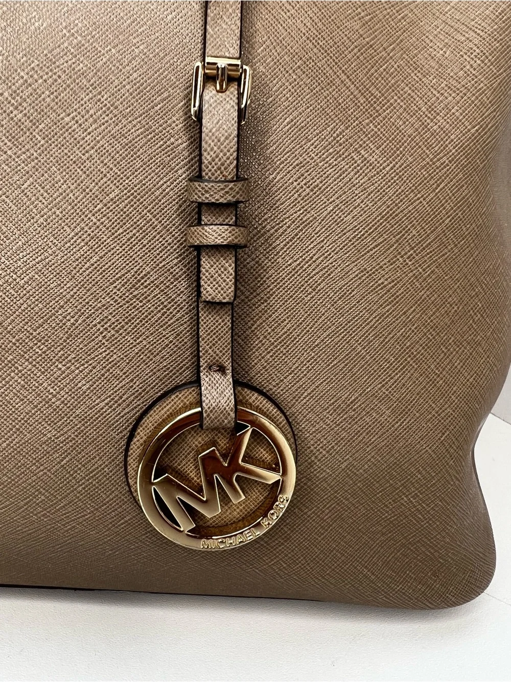 Michael Kors Leather Tote Shoulder Bag Jet Set Extra Large Travel Tan Brown